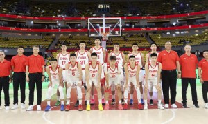 媒体人：男篮这几年口碑造没了 四面楚歌没有呼吸权
