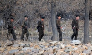 普京又拉一国入伙，成功说服中国邻国，出兵库尔斯克同朝鲜士兵会合
